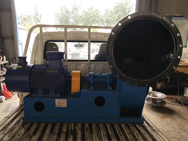 8-39襯膠離心風(fēng)機(jī)